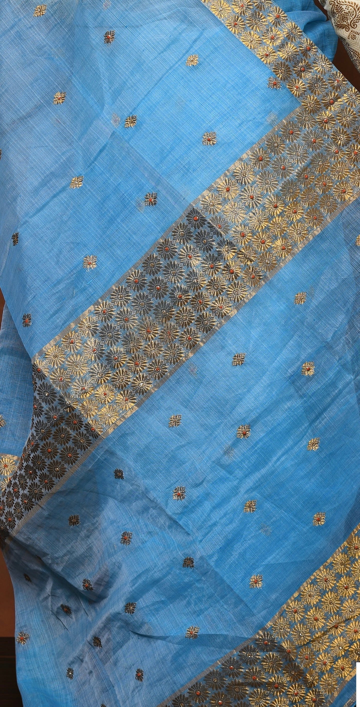 Azureaous Beauty