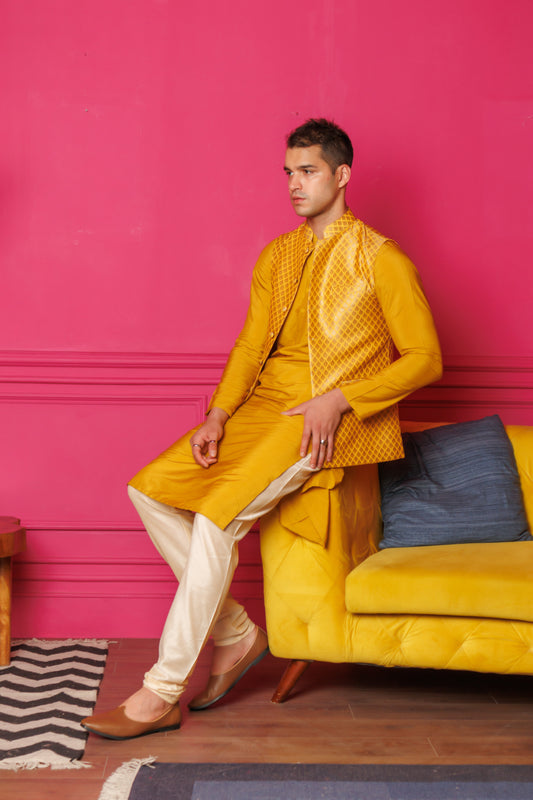 Haldi Hues